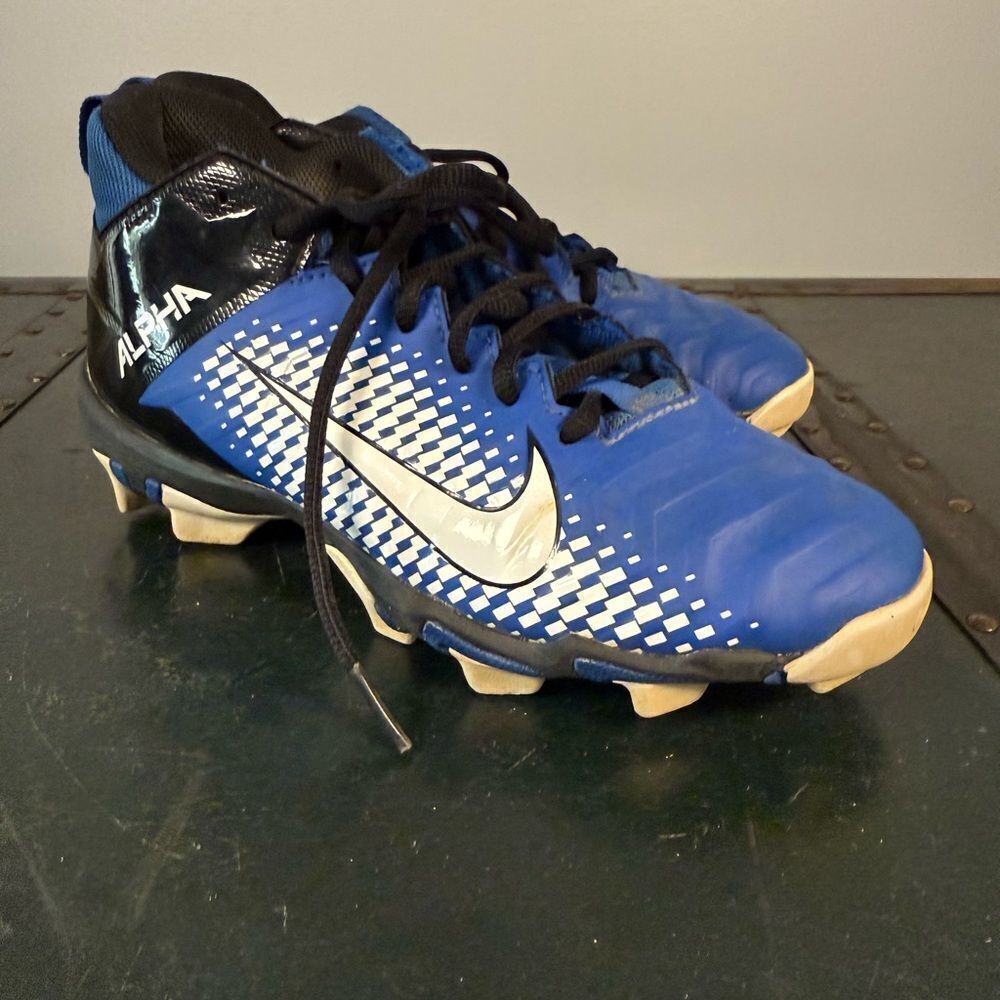 Nike Alpha Menace Shark 2 Football Cleats Blue Size 4Y AQ7654-402